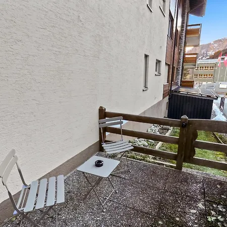 Chaleureux Appartement Plein Centre * Leukerbad